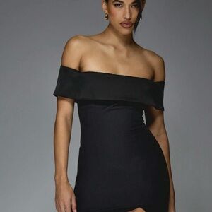 Missguided Black Off-Shoulder Bodycon Dress